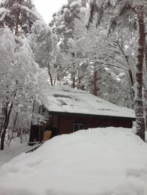  Shiro Cottage  Хакуба